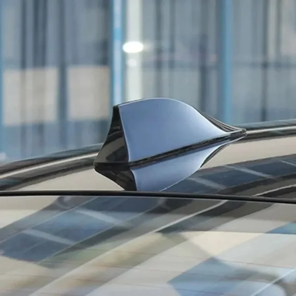 Antena Tubarão Universal para Carro - Design Moderno - Imagem 5